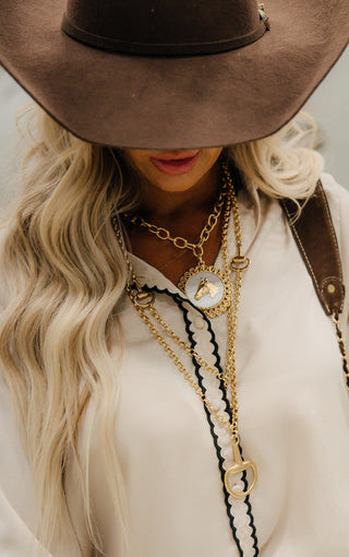 Stirrup Club Necklace