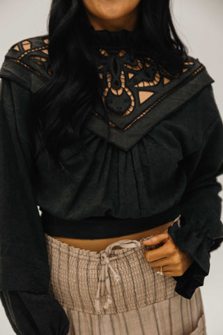 The Blackthorne Blouse