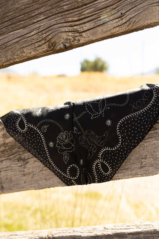 B&W Chainstitch Wild Rag