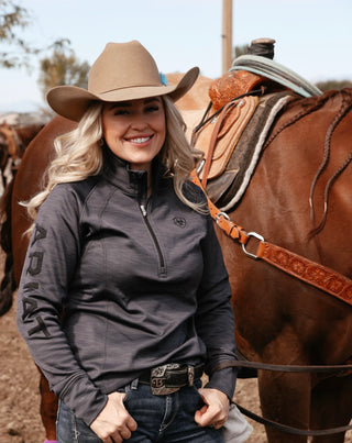 Ariat 1/2 Zip Sweatshirt